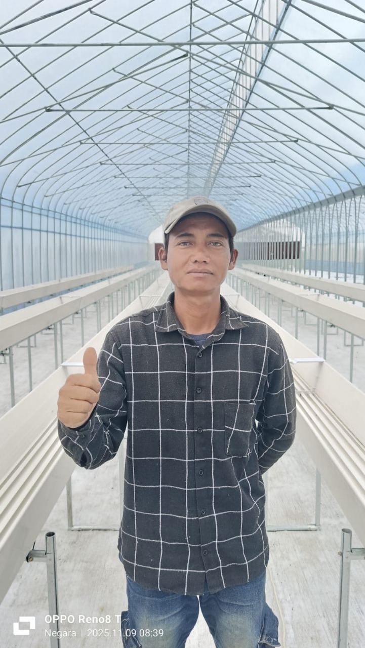 Oman Somantri - Field Manager Maharaja Mahmud Maghribi